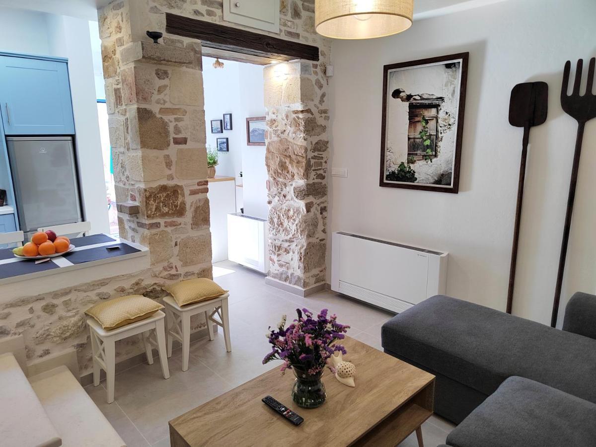 Villa Mouse House With Sea View And Mini Pool Platanés Exterior foto
